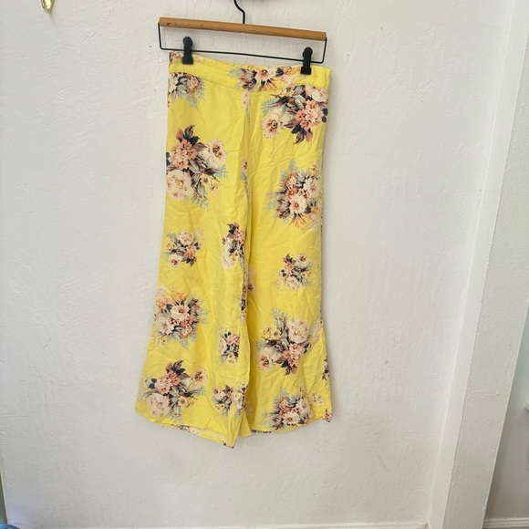 Anthropologie Feather Bone Talese wide leg yellow floral pants Size 4 - Picture 12 of 12